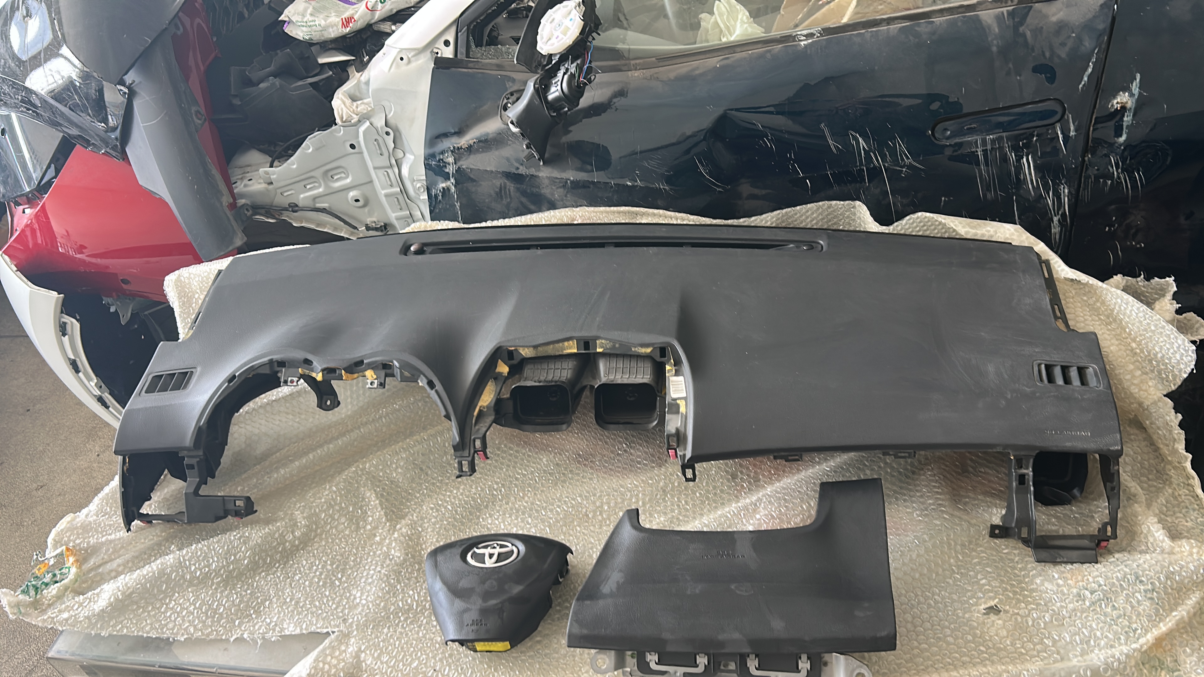 Toyota Corolla airbag ön gogus takımı